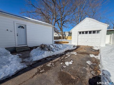 48 Rockwood Road Hamden CT 06514