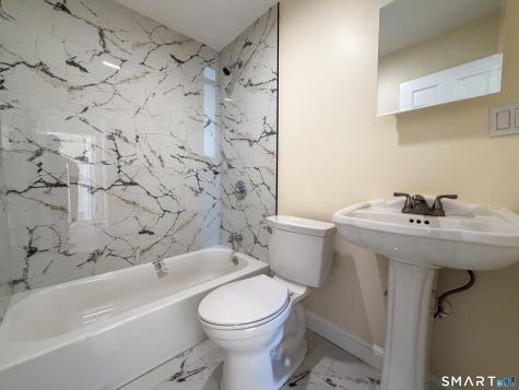 48 Rockwood Road Hamden CT 06514