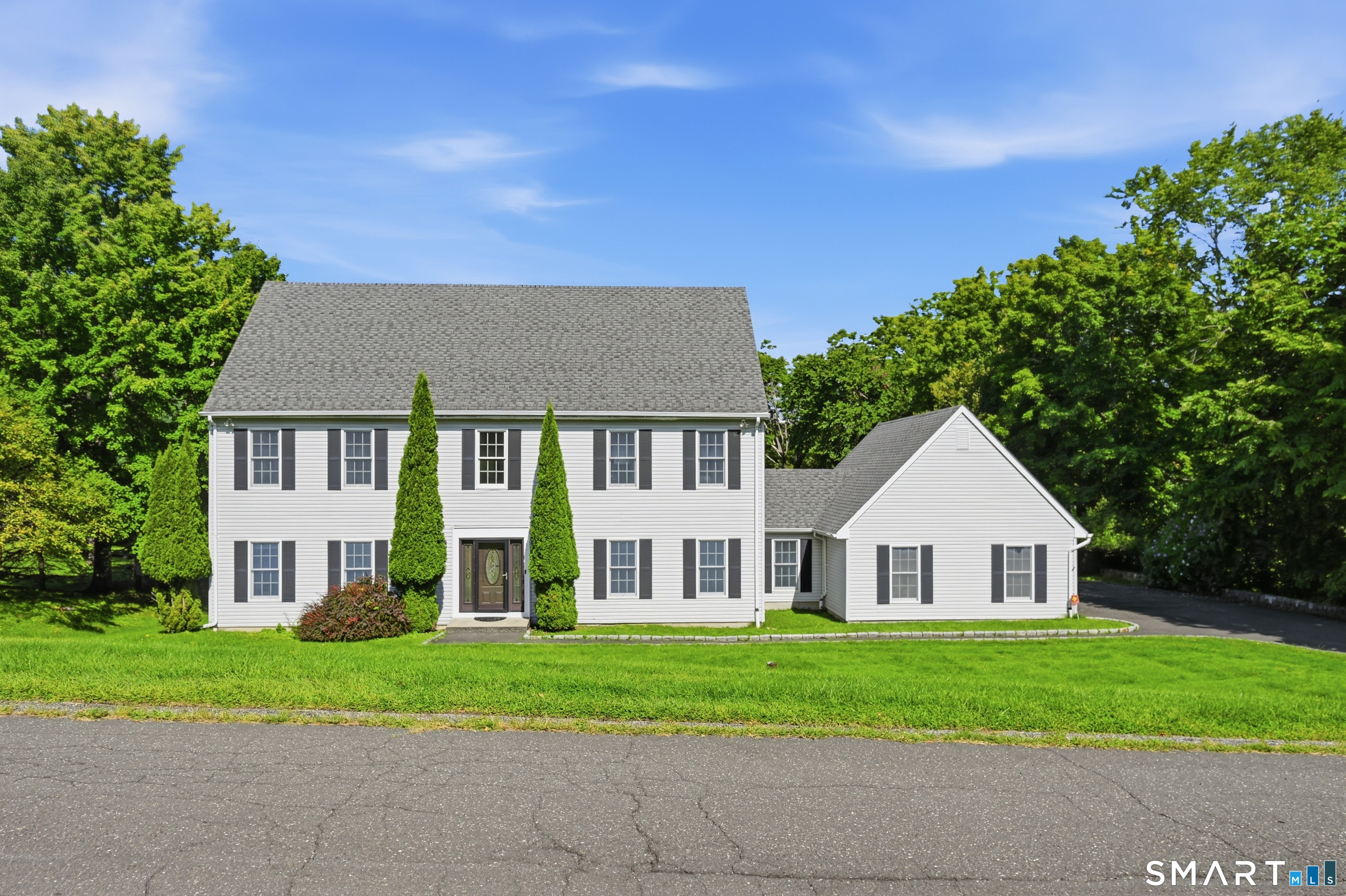 8 Douglas Drive Danbury CT 06811