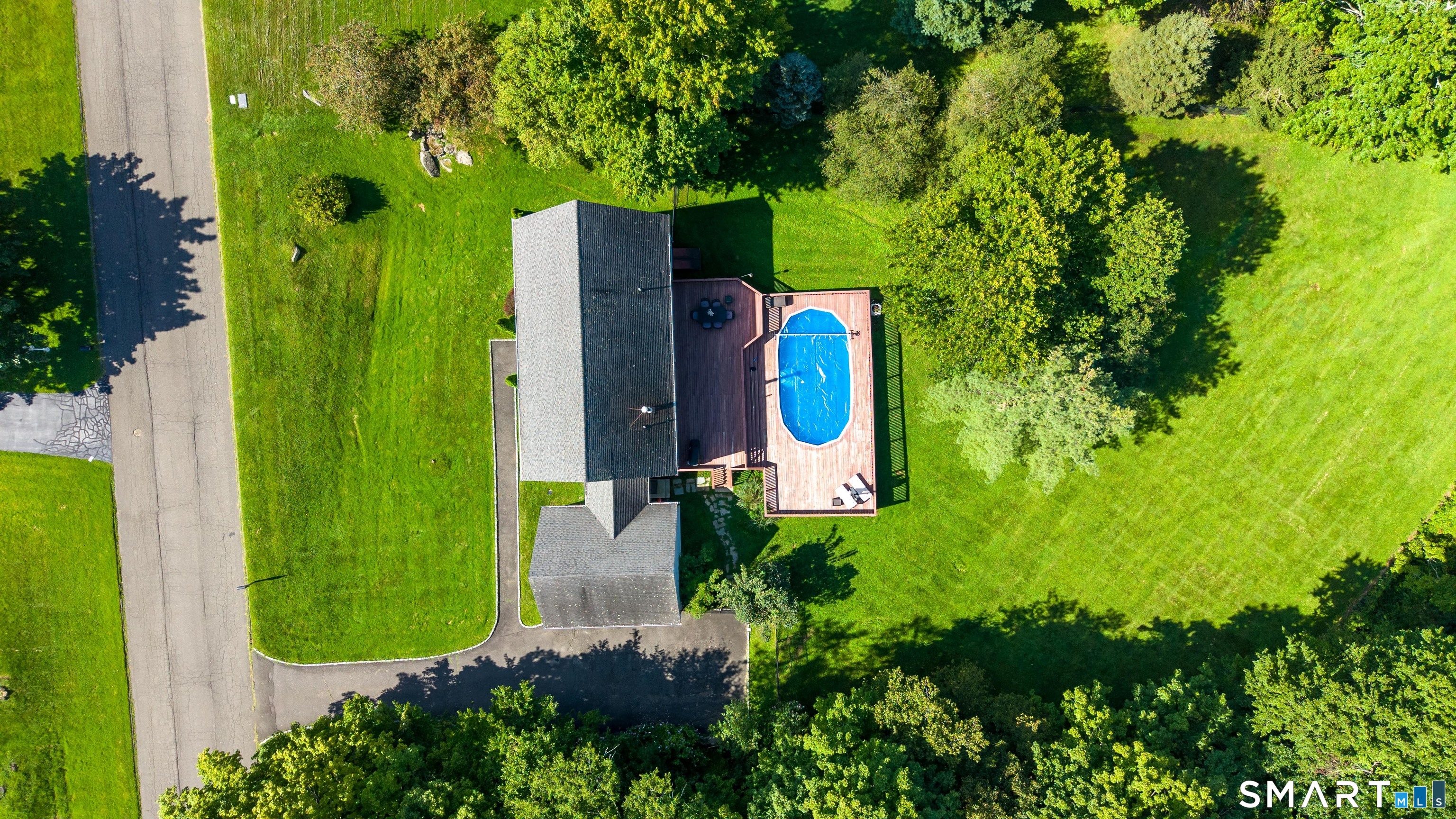8 Douglas Drive Danbury CT 06811