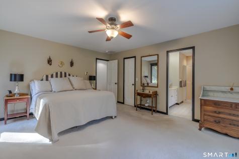 28 Dorset Lane Brookfield CT 06804