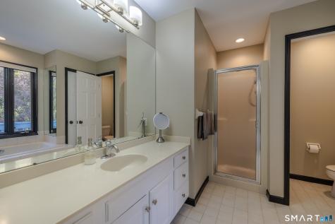 28 Dorset Lane Brookfield CT 06804