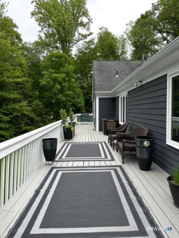 28 Dorset Lane Brookfield CT 06804