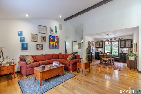 28 Dorset Lane Brookfield CT 06804