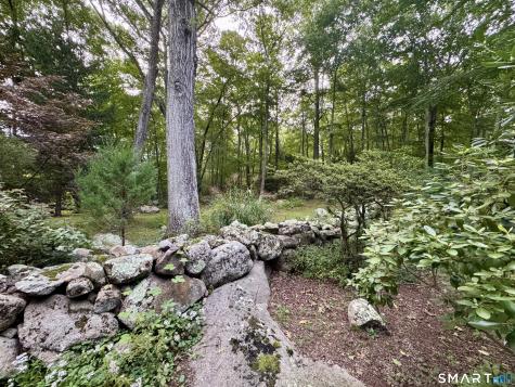 882 Moose Hill Road Guilford CT 06437