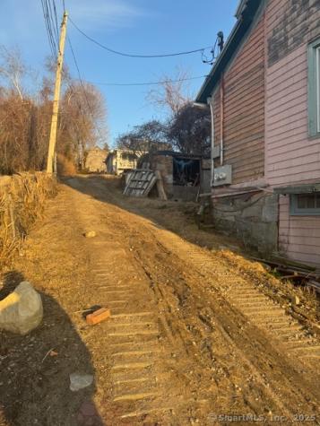 132 Thames Street Groton CT 06340