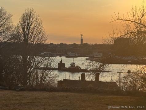 132 Thames Street Groton CT 06340