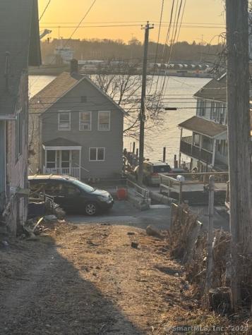 132 Thames Street Groton CT 06340