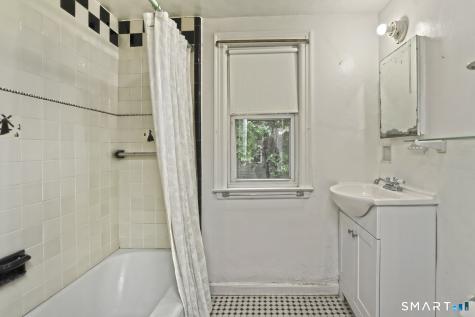 94 Robart Street West Haven CT 06516