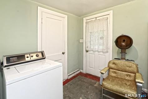 94 Robart Street West Haven CT 06516