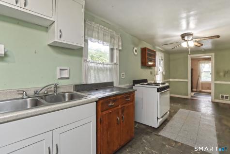 94 Robart Street West Haven CT 06516