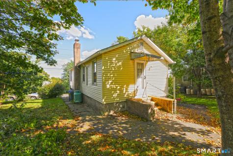 94 Robart Street West Haven CT 06516