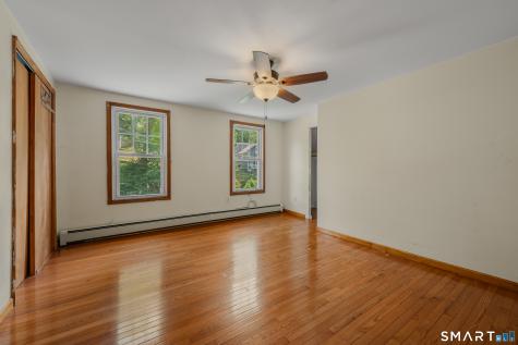88 Roosevelt Avenue Norwich CT 06360