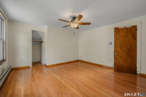 88 Roosevelt Avenue Norwich CT 06360