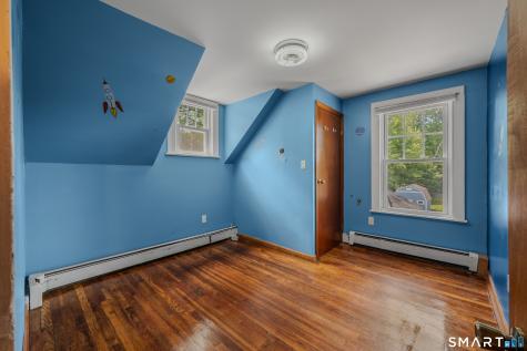 88 Roosevelt Avenue Norwich CT 06360