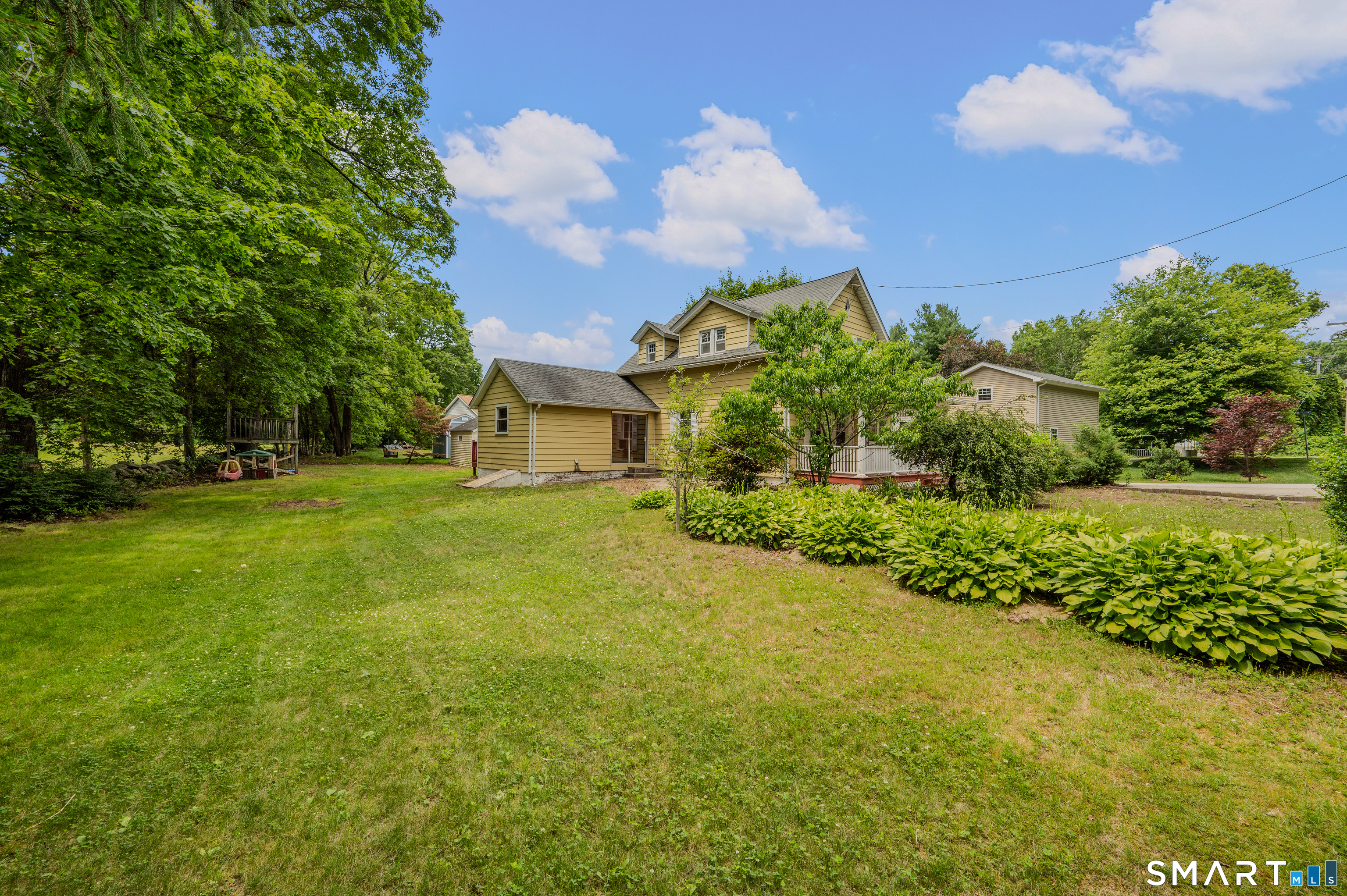 88 Roosevelt Avenue Norwich CT 06360
