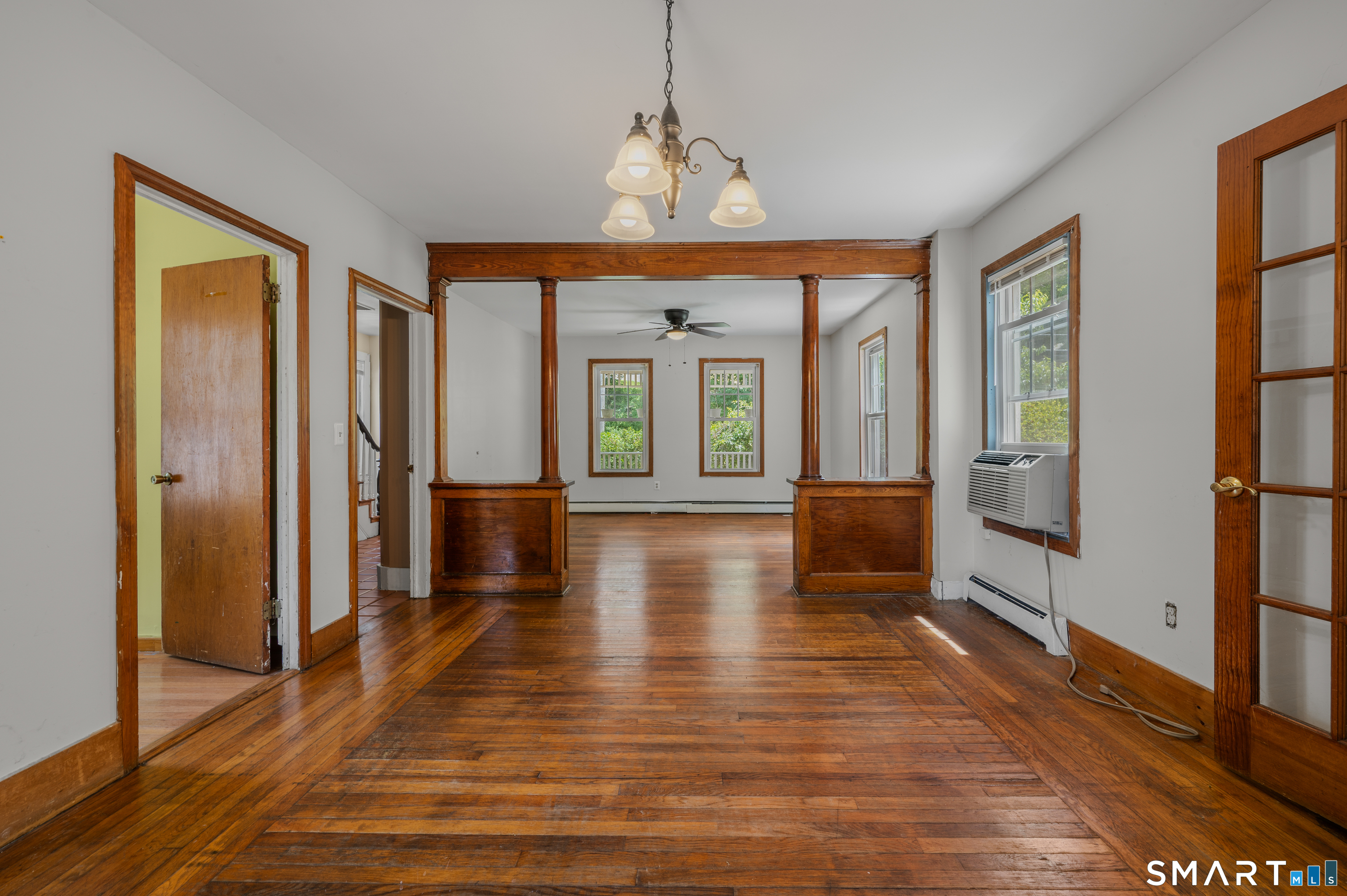 88 Roosevelt Avenue Norwich CT 06360