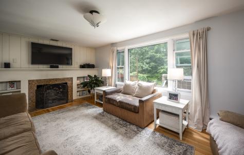 16 Westview Drive Bethel CT 06801