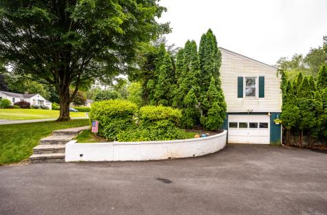 16 Westview Drive Bethel CT 06801