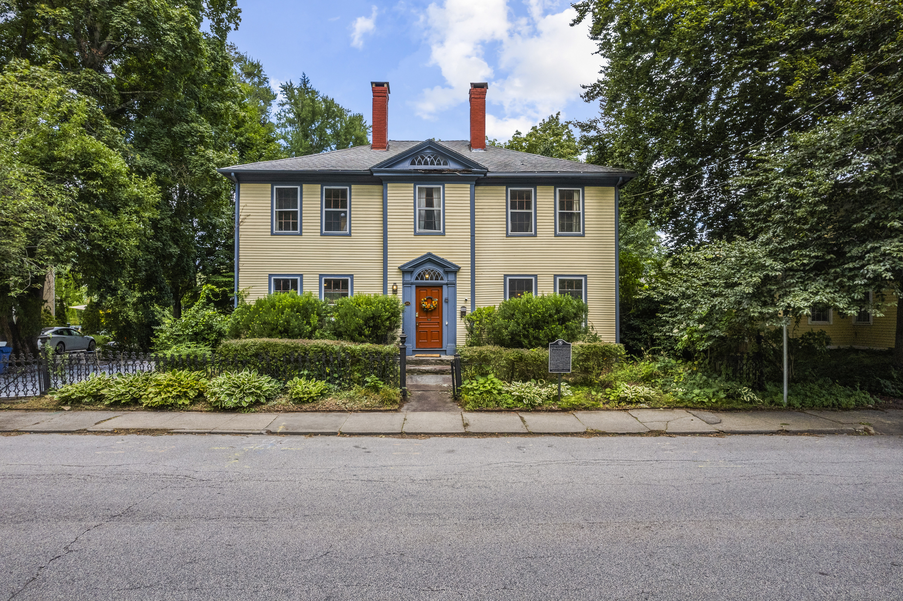 189 Broadway Norwich CT 06360