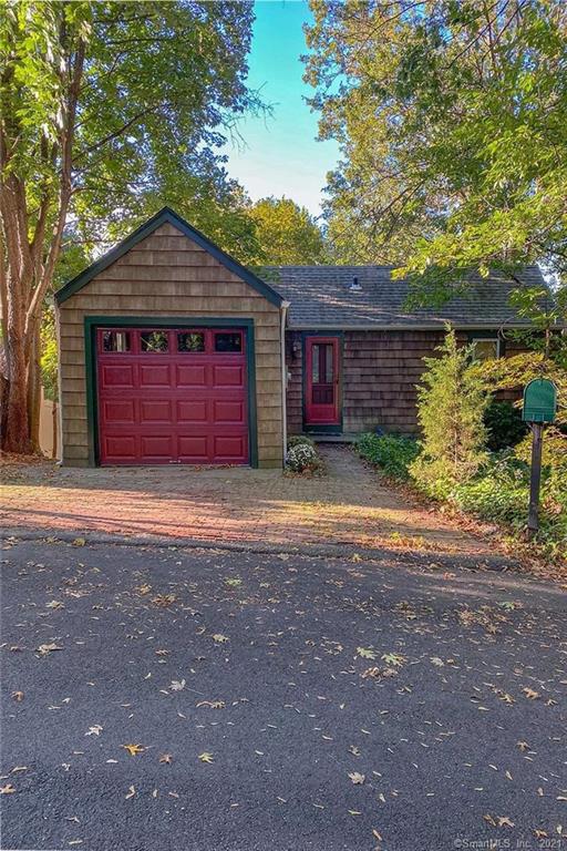 15 Carol Drive Norwalk CT 06851