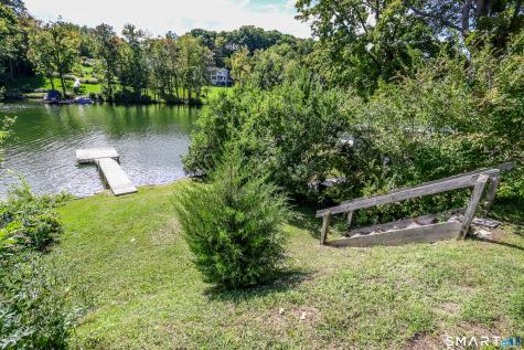 40 Kellogg Street Brookfield CT 06804
