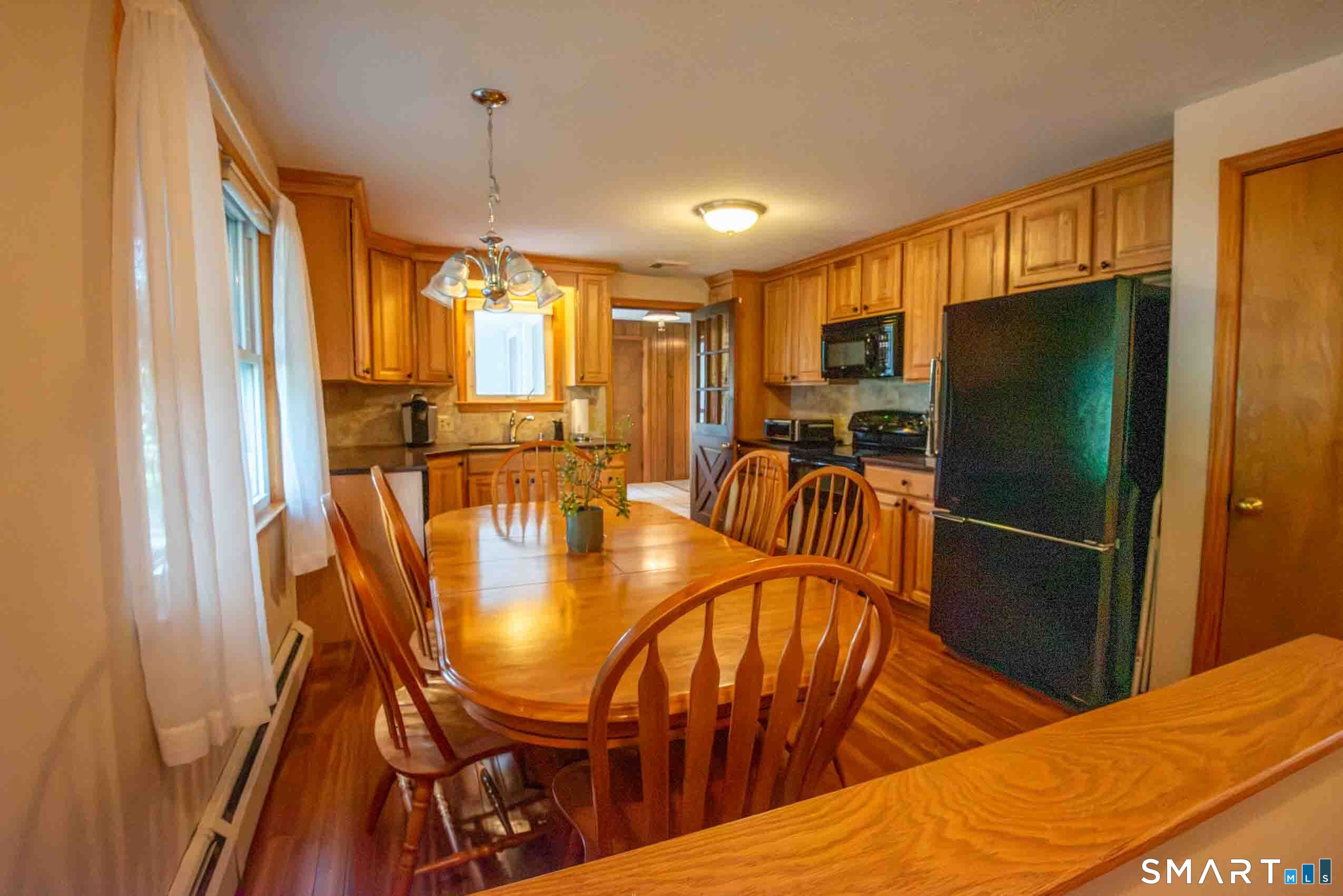 125 Country Lane Bristol CT 06010