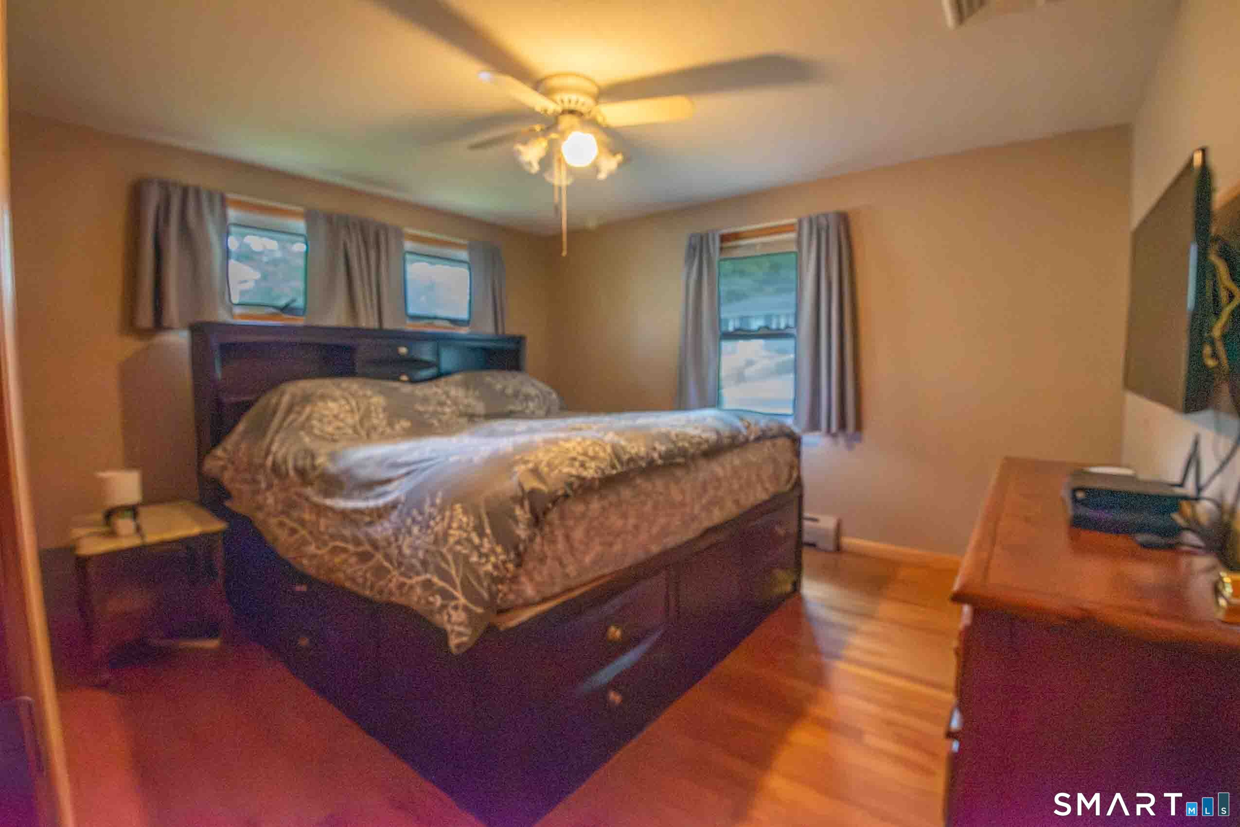 125 Country Lane Bristol CT 06010