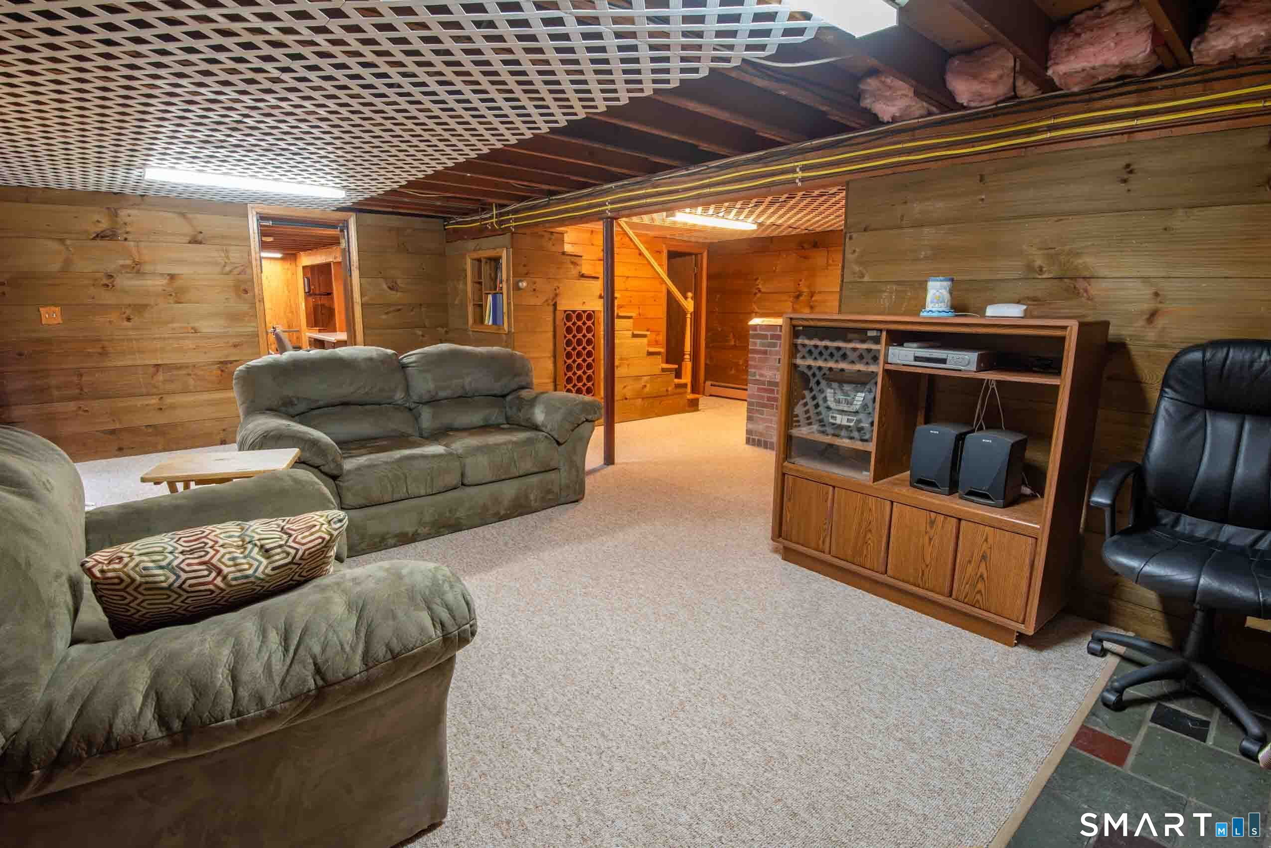 125 Country Lane Bristol CT 06010