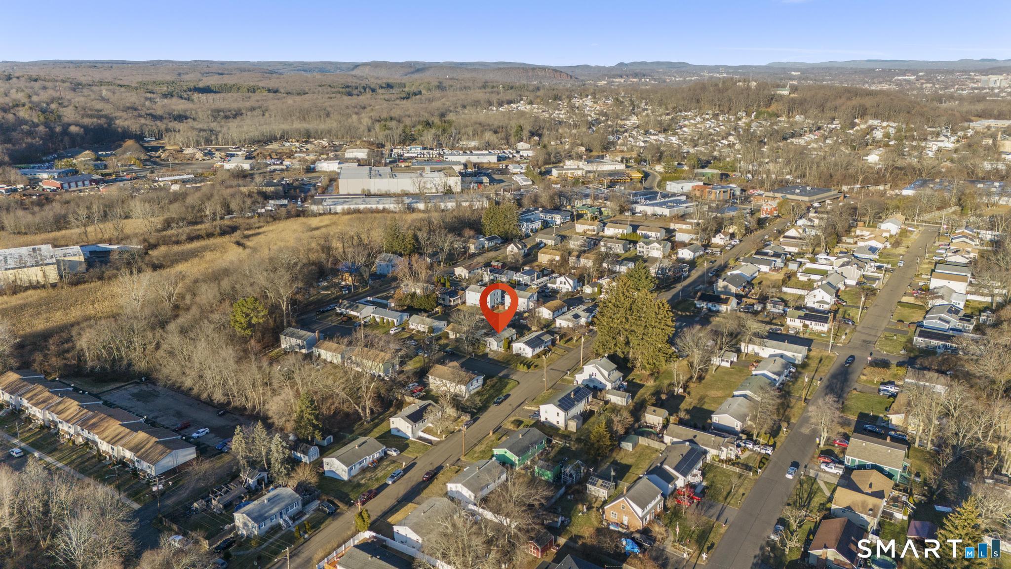 7 Ipswich Street West Haven CT 06516