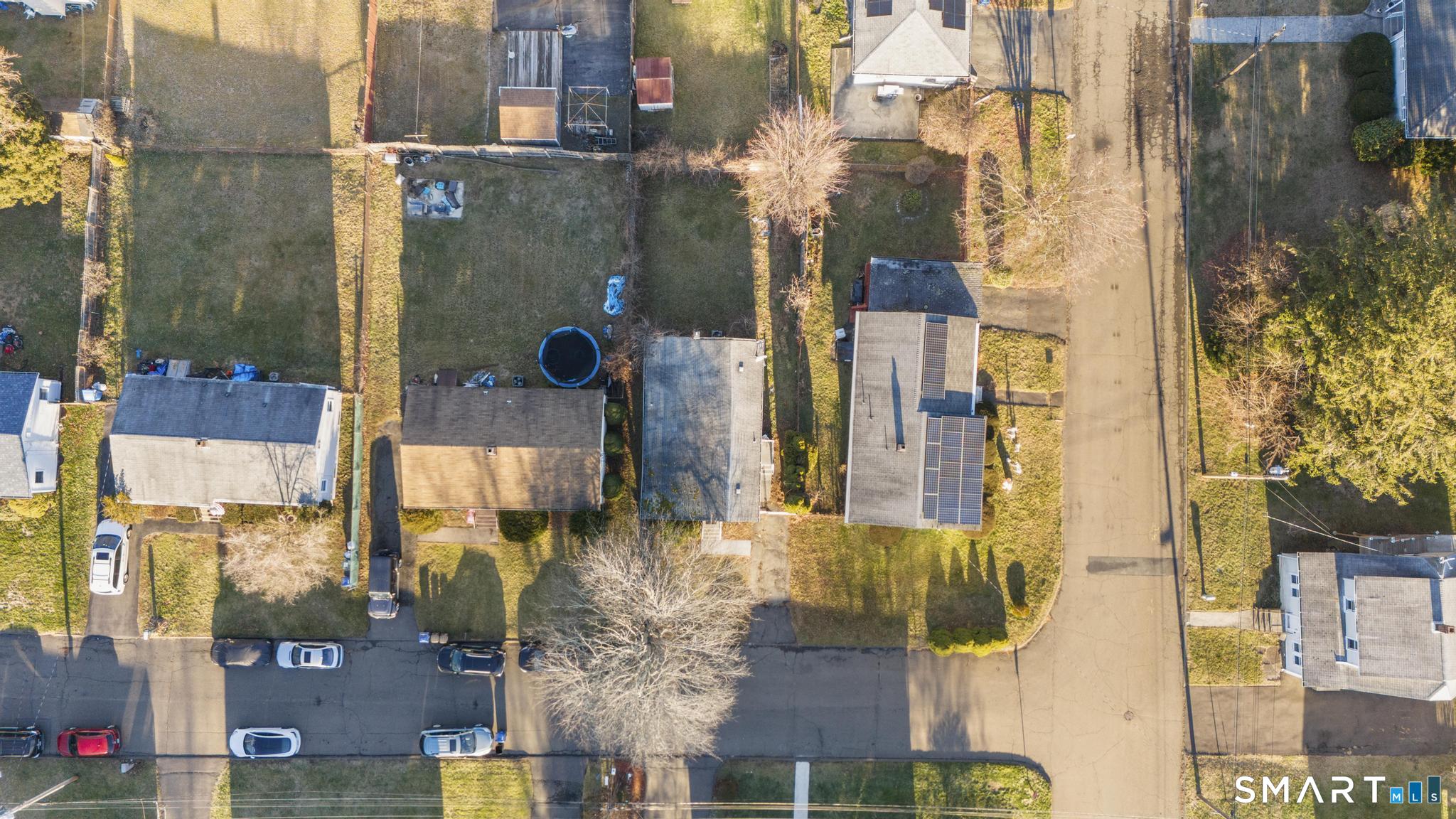 7 Ipswich Street West Haven CT 06516