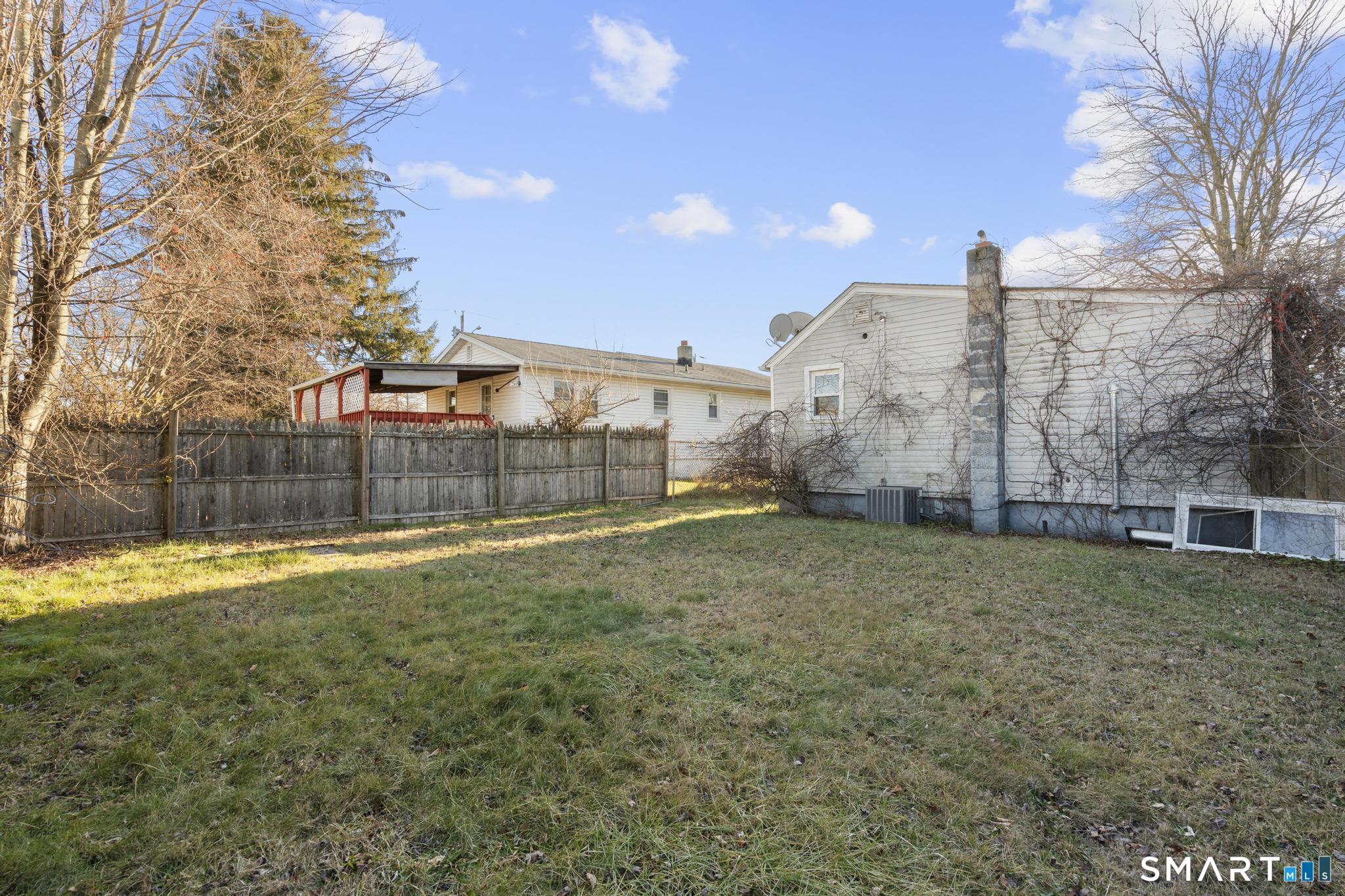 7 Ipswich Street West Haven CT 06516