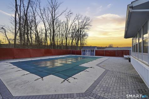 2 Greenlawn Drive Danbury CT 06810