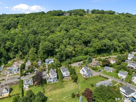 13 Candlewood Knolls Road New Fairfield CT 06812