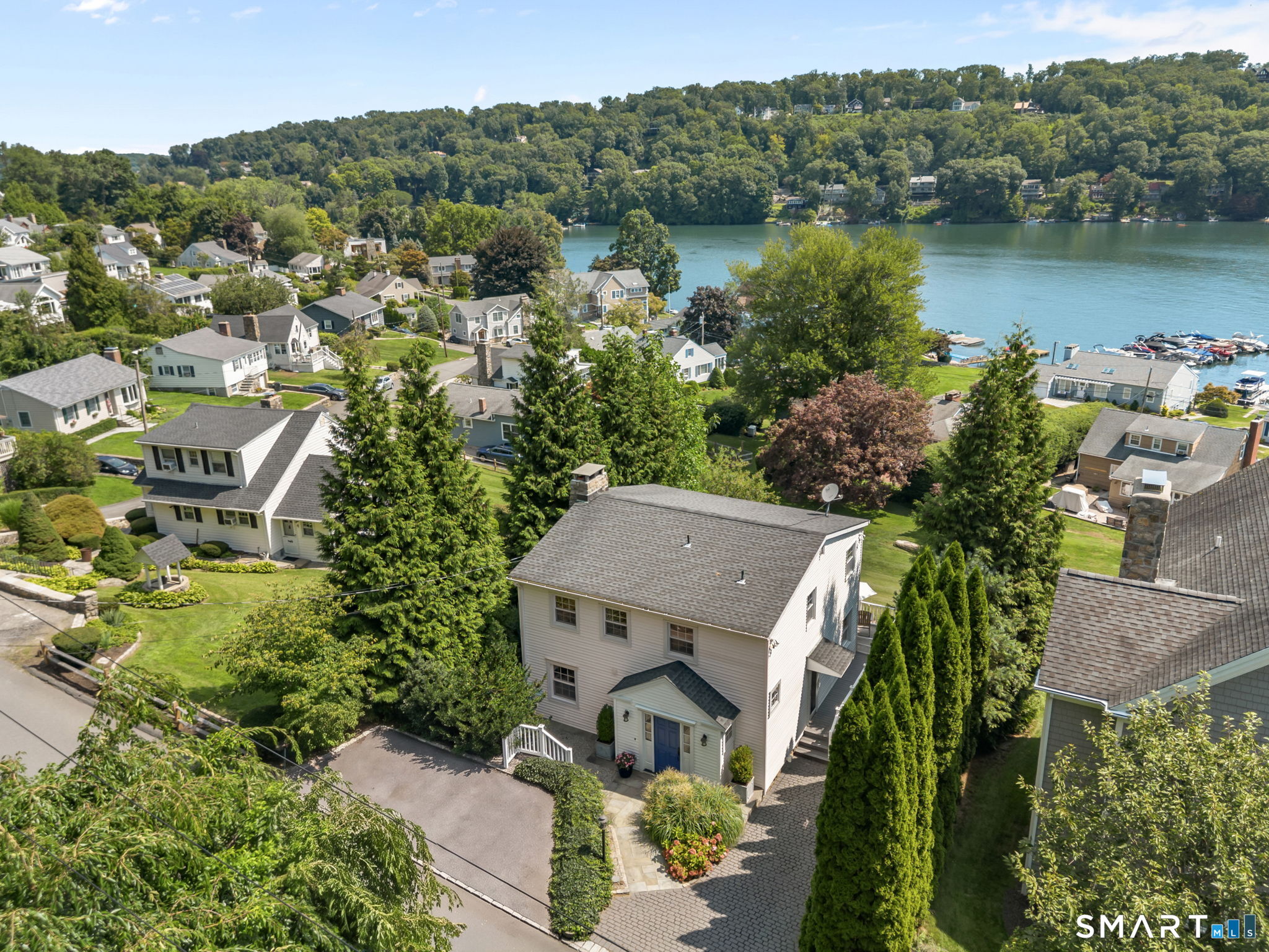 13 Candlewood Knolls Road New Fairfield CT 06812