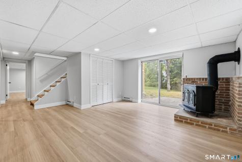 1124 Pamela Lane Cheshire CT 06410