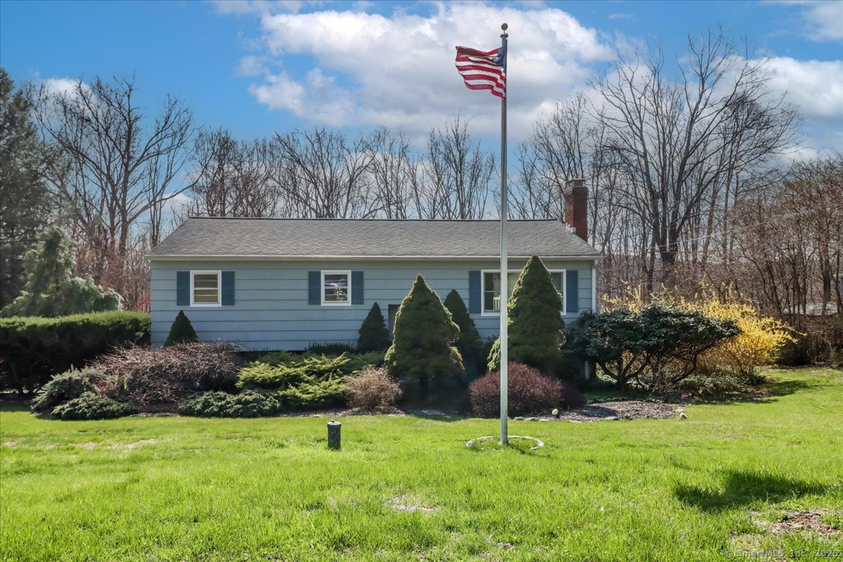 6 Pell Mell Drive Bethel CT 06801