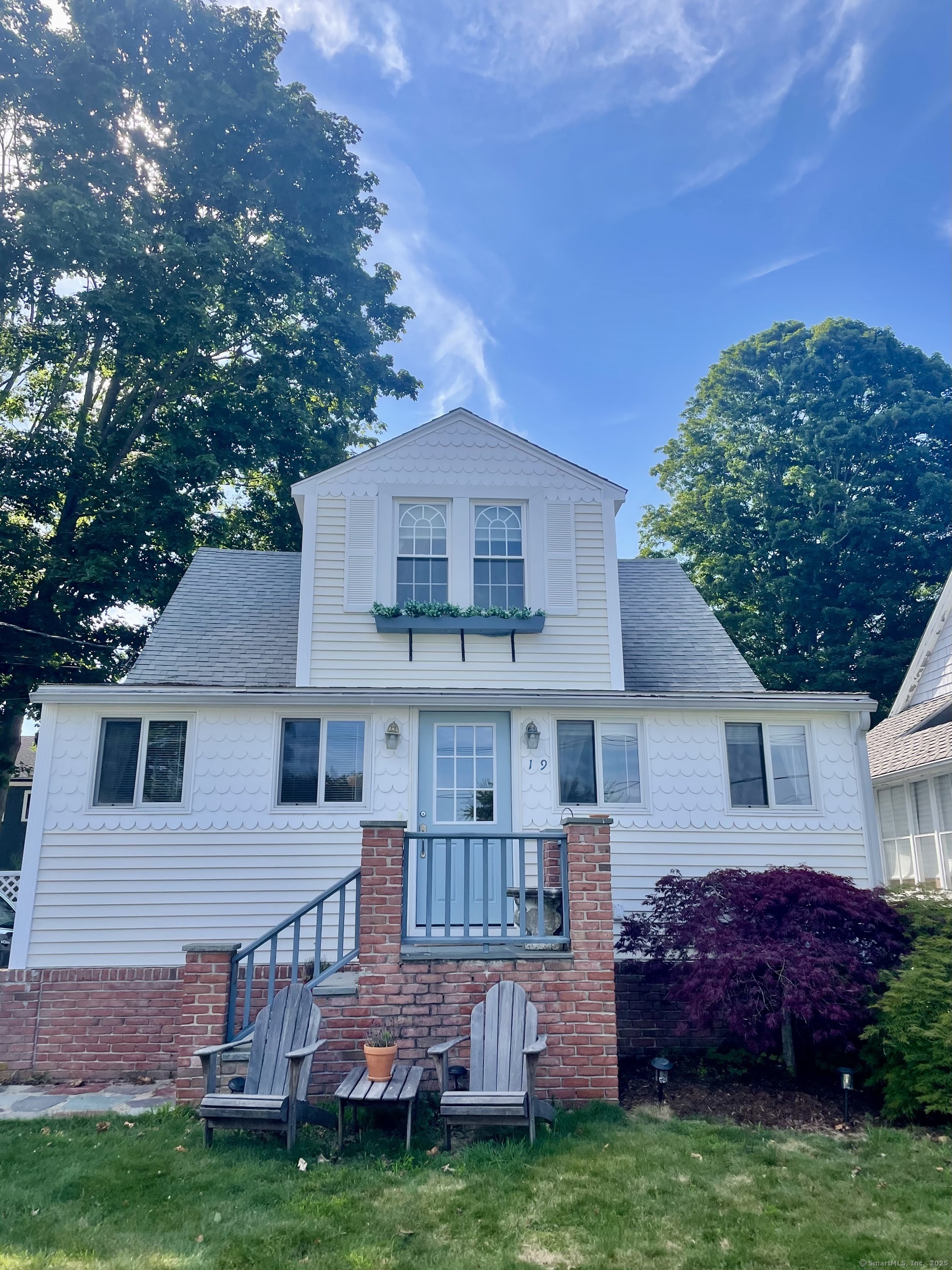 19 Hartford Avenue Old Saybrook CT 06475