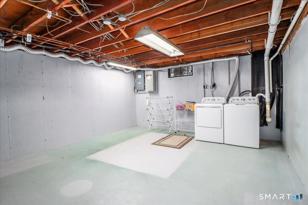 7 Mohawk Circle Danbury CT 06811