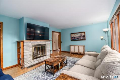7 Mohawk Circle Danbury CT 06811