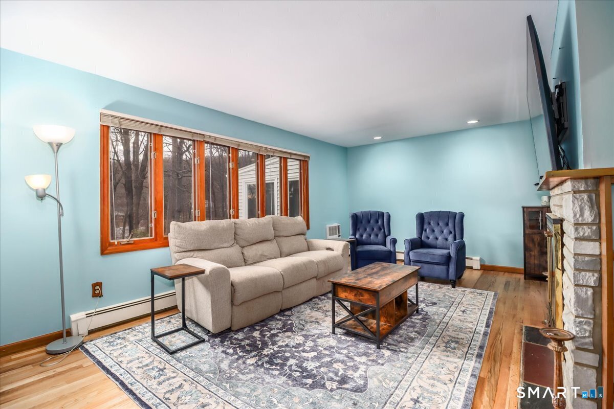 7 Mohawk Circle Danbury CT 06811