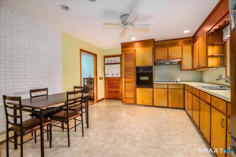 7 Mohawk Circle Danbury CT 06811