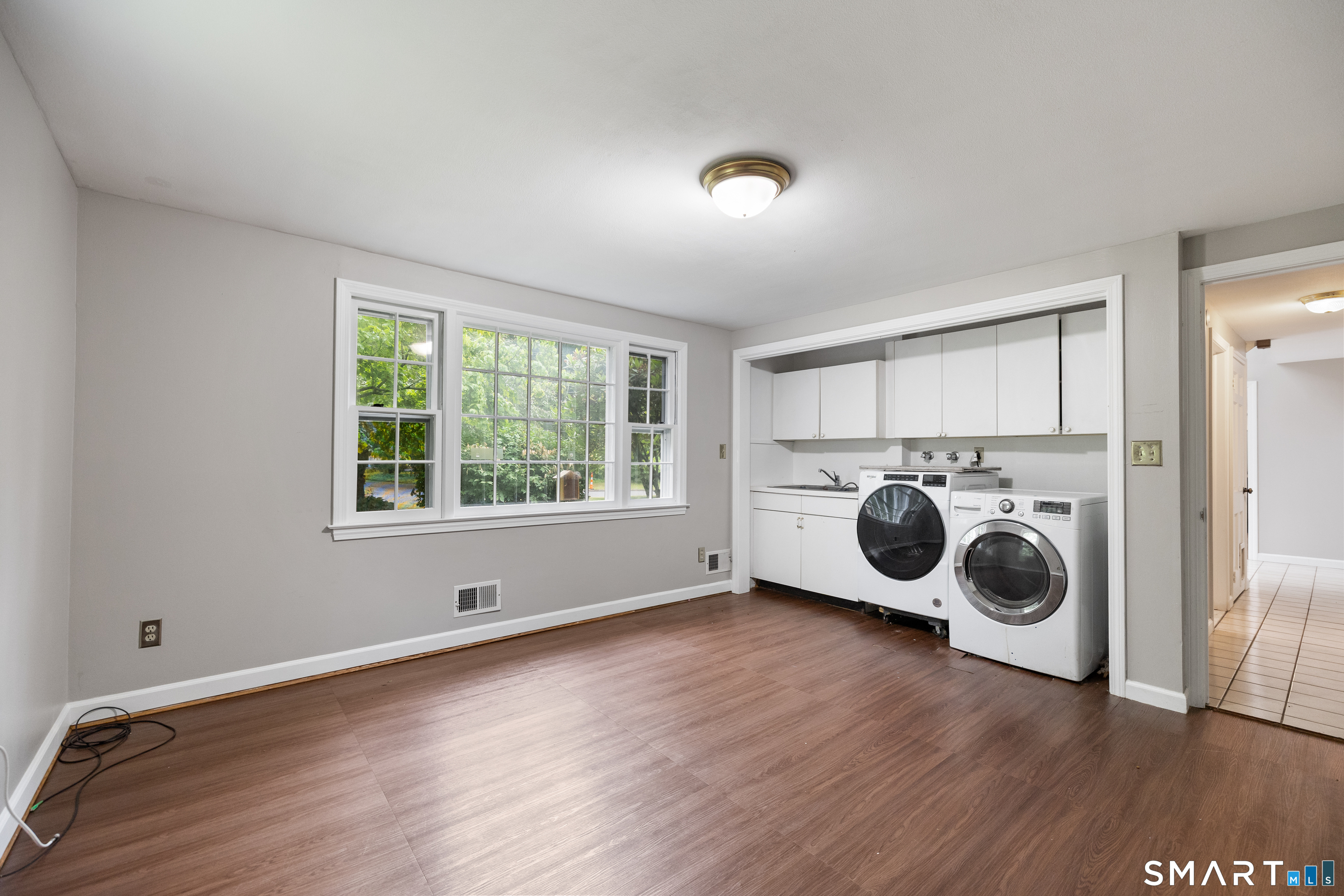 7 Nod Brook Drive Simsbury CT 06070
