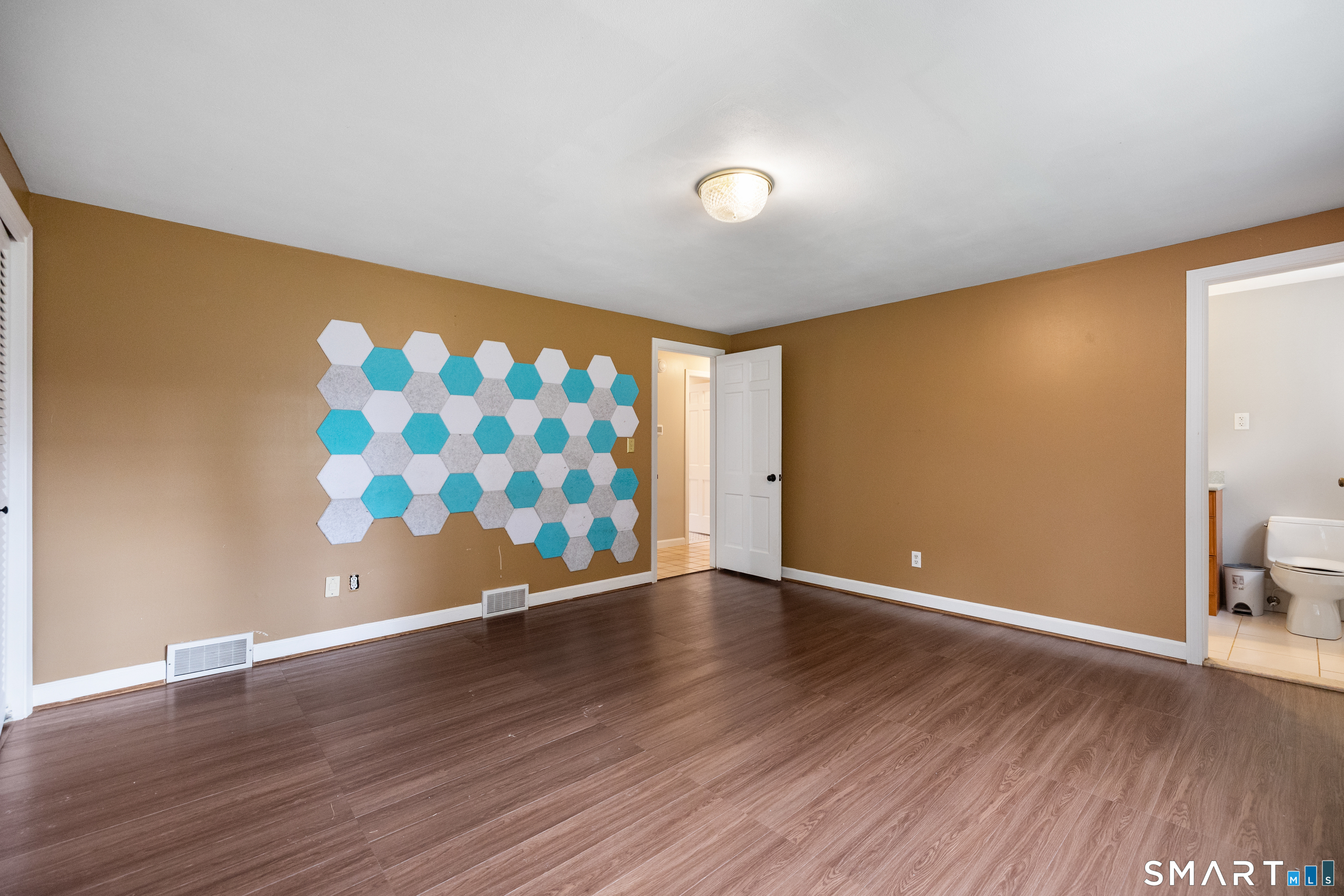 7 Nod Brook Drive Simsbury CT 06070