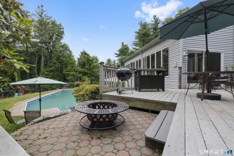 7 Nod Brook Drive Simsbury CT 06070