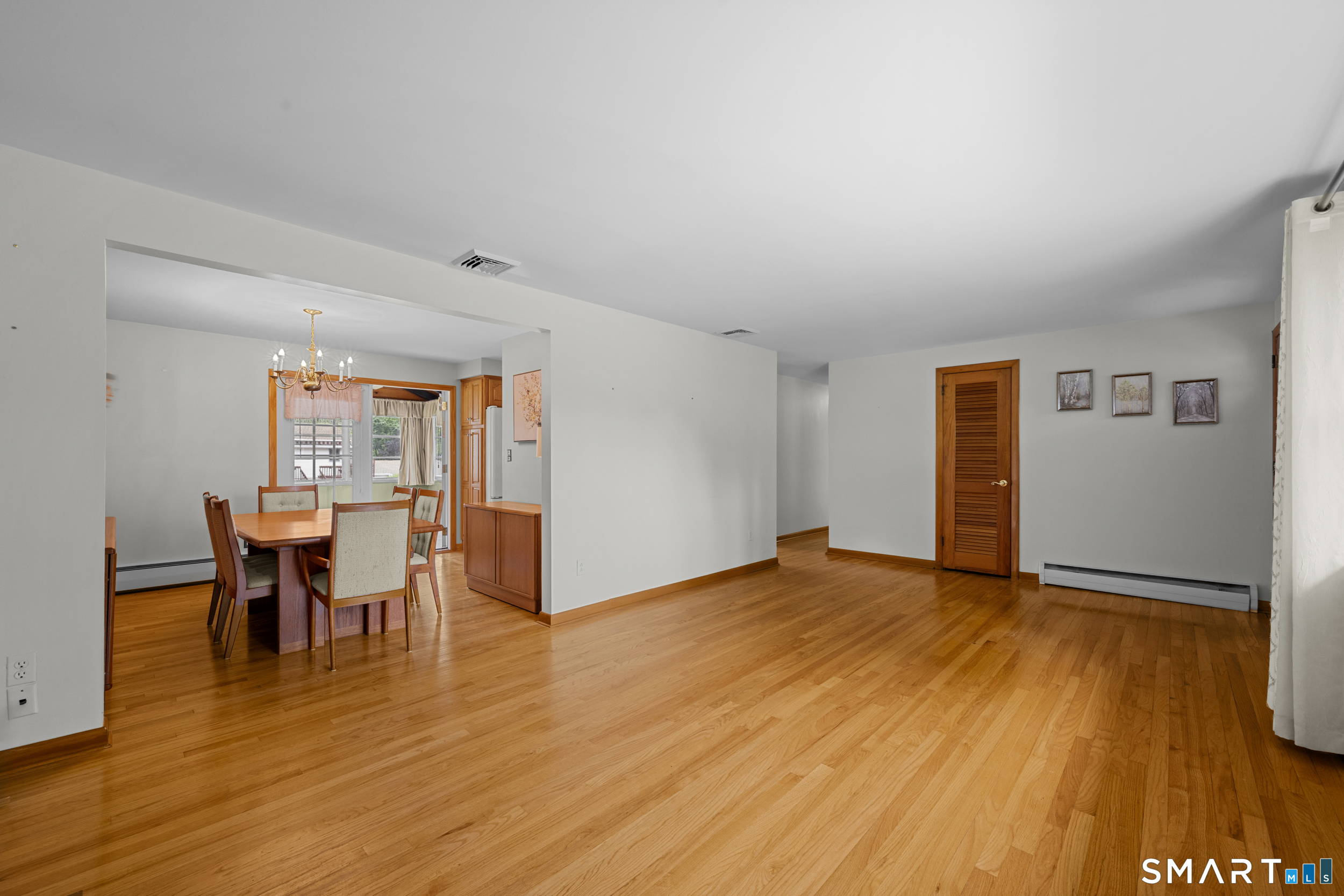 124 Appletree Drive East Hartford CT 06118