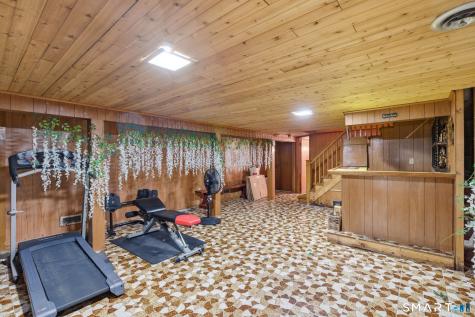 852 Brookside Drive Orange CT 06477