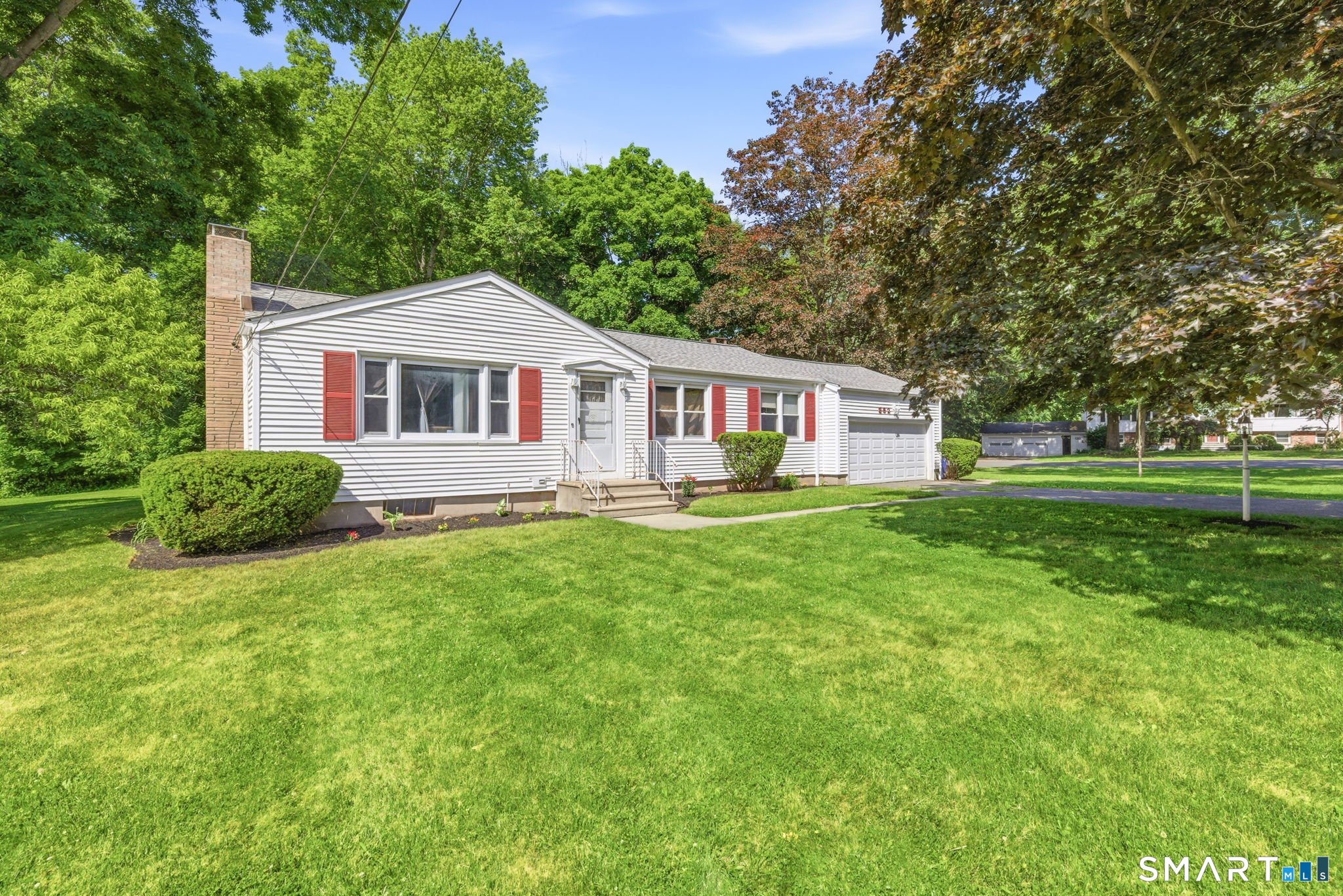 852 Brookside Drive Orange CT 06477