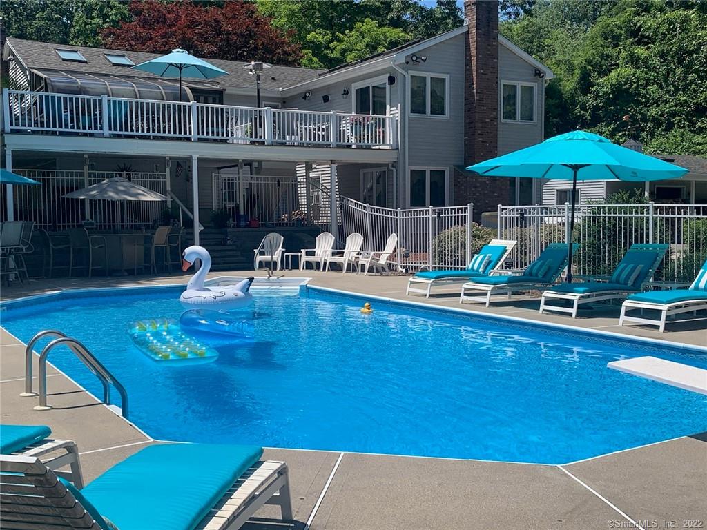 145 Barnsbee Lane Coventry CT 06238