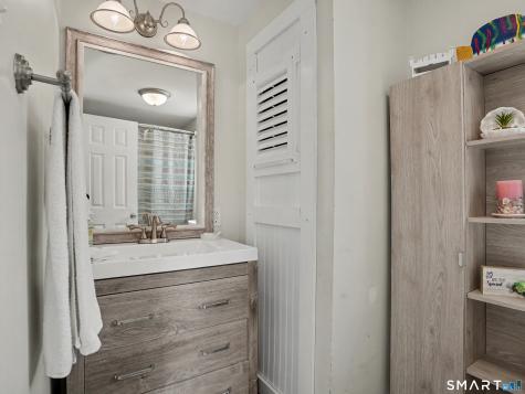 216 Broadway Milford CT 06460